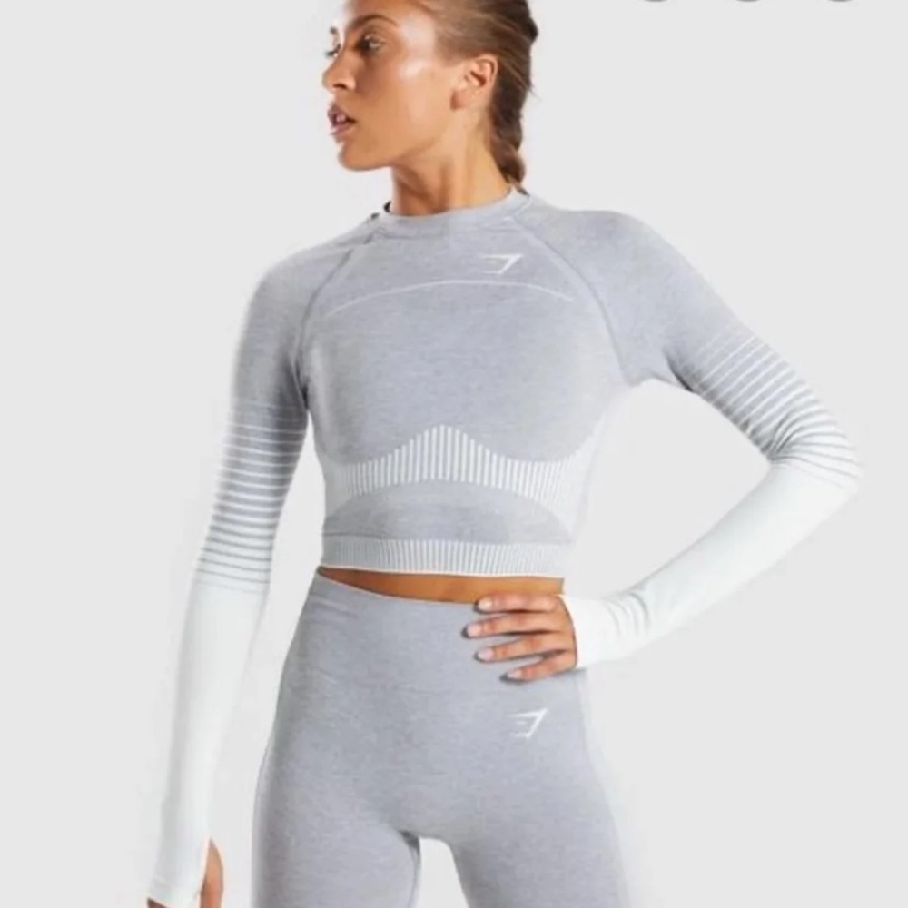 Gym shark crop top size Small